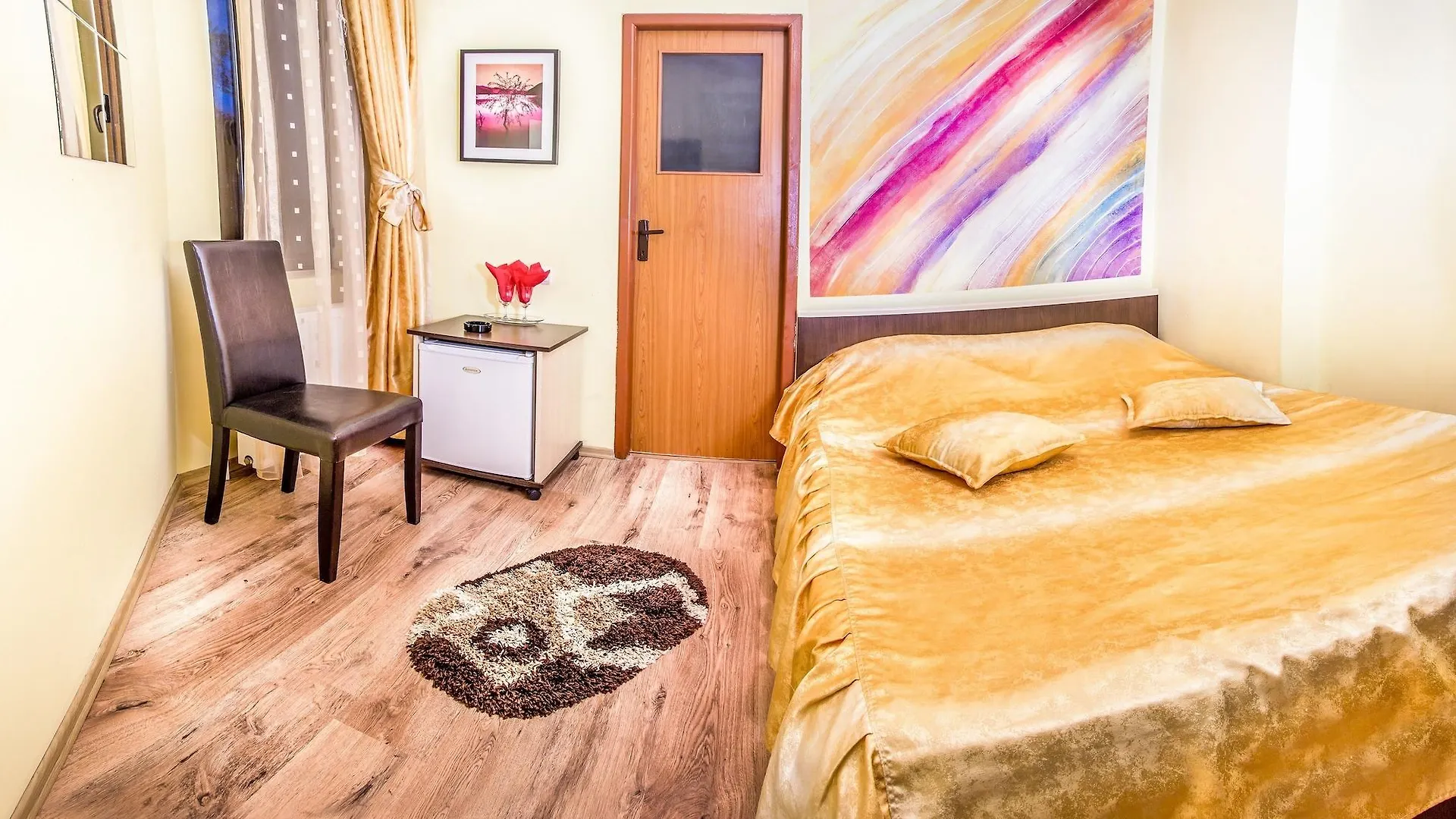 Hotel Eos