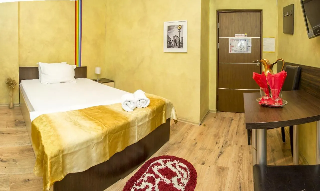 Hotel Eos
